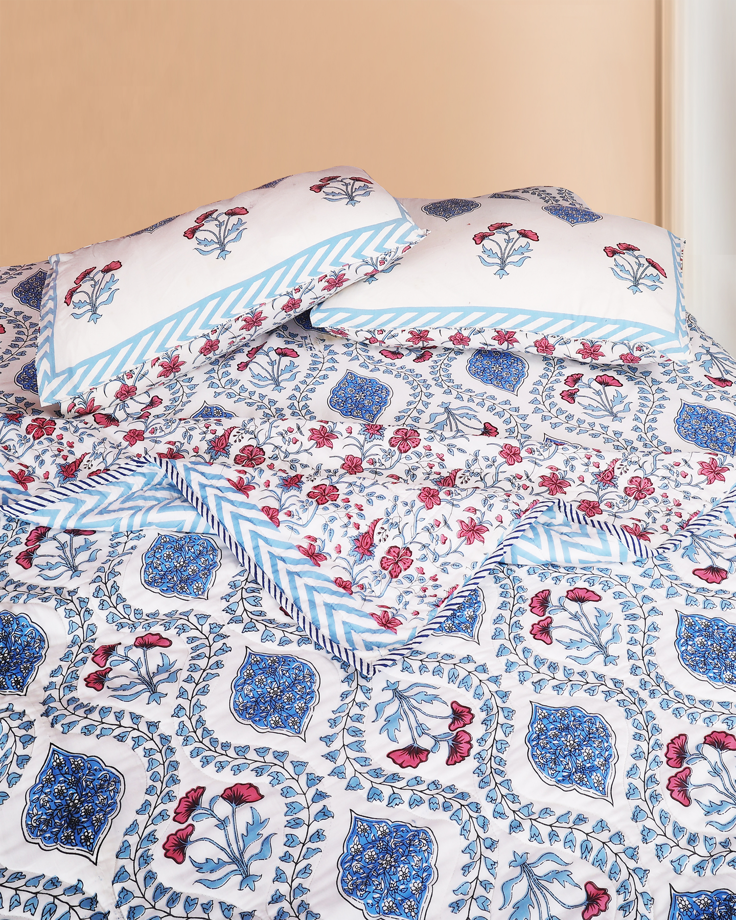 Blue Hand blocked Printed Reversible Double Bed Hand Quilting Quilt Set